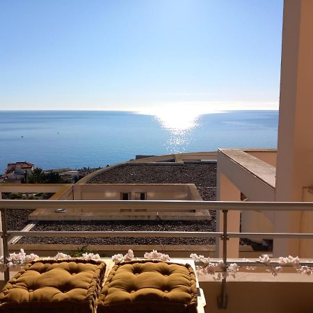 Chambre D'Hote - Vue Mer Au Mont Saint-Clair セット エクステリア 写真